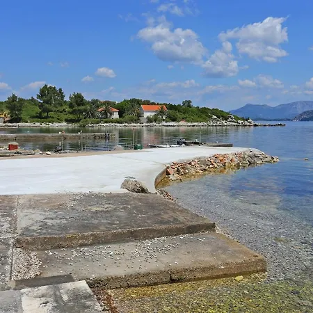 Apartman By The Sea Sreser, Peljesac - 4557 *
